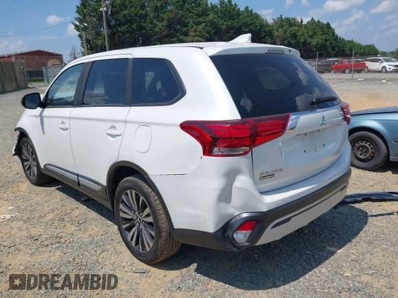 ✅ 2020 Mitsubishi Outlander ES • VIN: JA4AZ3A38LZ046271 • Лот: 42829205. Опубликован ранее на IAAI с пробегом 86 082 миль. Бесплатный доступ к архиву аукционных продаж из США и подробный отчёт об истории автомобиля на DreamBid. Изображение 3.