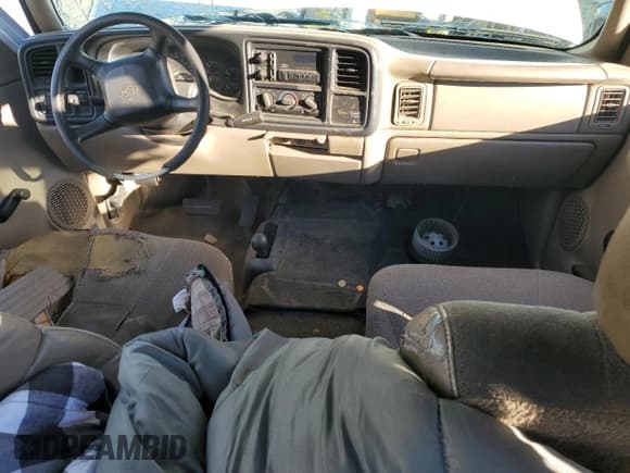 ✅ 2001 Chevrolet Silverado 1500 LS • VIN: 2GCEK19V011346124 • Лот: 85588385. Опубликован ранее на Copart с пробегом 261 139 миль. Бесплатный доступ к архиву аукционных продаж из США и подробный отчёт об истории автомобиля на DreamBid. Изображение 8.