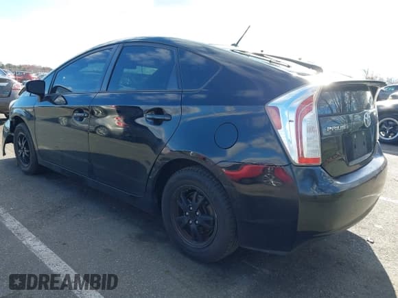 ✅ 2015 Toyota Prius Two • VIN: JTDKN3DU5F0416742 • Lot: 43709136. Listed on IAAI with 332,873 mi. Free auction sales archive from the USA and detailed vehicle history report at DreamBid. Image 3.