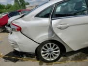 ✅ 2017 Ford Fiesta Titanium • VIN: 3FADP4CJ9HM139406 • Лот: 64456345. Опубликован ранее на Copart с пробегом Не указан. Бесплатный доступ к архиву аукционных продаж из США и подробный отчёт об истории автомобиля на DreamBid. Изображение 13.