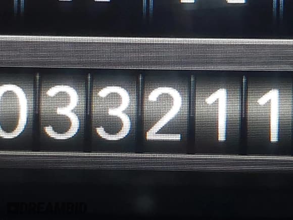 ✅ 2019 Ram 2500 Laramie • VIN: 3C6UR5NL3KG600668 • Lot: 43692450. Listed on IAAI with 33,211 mi. Free auction sales archive from the USA and detailed vehicle history report at DreamBid. Image 16.