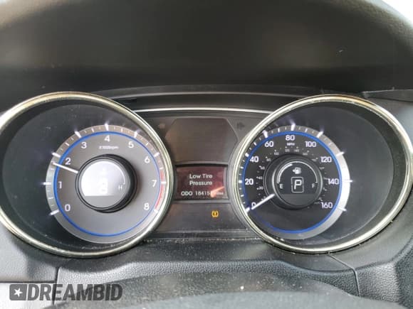 ✅ 2012 Hyundai Sonata Limited • VIN: 5NPEC4AB3CH437194 • Lot: 73766234. Listed on Copart with 184,151 mi. Free auction sales archive from the USA and detailed vehicle history report at DreamBid. Image 9.