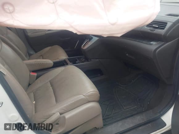 ✅ 2012 Honda CR-V EX-L • VIN: 5J6RM4H70CL065108 • Lot: 41717102. Listed on IAAI with 218,770 mi. Free auction sales archive from the USA and detailed vehicle history report at DreamBid. Image 5.