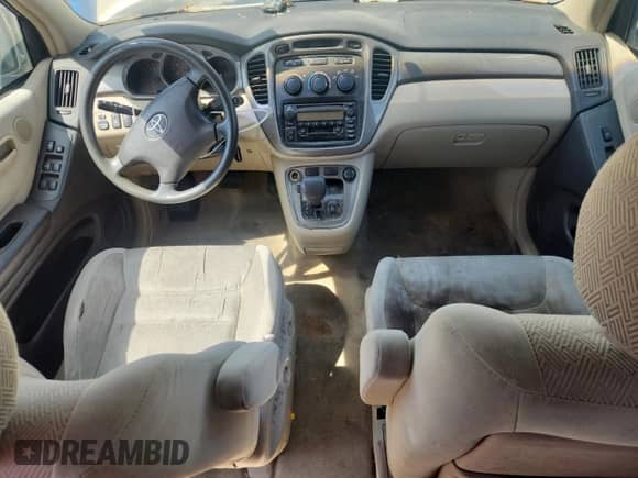 2001 Toyota Highlander с VIN JTEGF21A310007070, выставлен на аукционе Copart как лот 69781195 с пробегом 188 074 миль миль и На запчасти • Non repairable. История ставок и продаж доступна на DreamBid. Изображение 8.