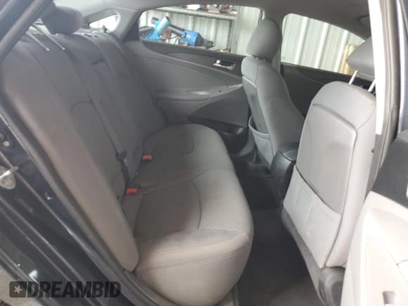 ✅ 2011 Hyundai Sonata GLS • VIN: 5NPEB4AC2BH239202 • Lot: 73046584. Wystawiony na Copart z przebiegiem 134 485 mil. Bezpłatny archiwum sprzedaży aukcyjnych z USA i szczegółowy raport historii pojazdu na DreamBid. Zdjęcie 10.