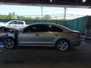 ✅ 2015 Volkswagen Passat SE • VIN: 1VWBV7A34FC073646 • Lot: 42334373. Listed on IAAI with 87,604 mi. Free auction sales archive from the USA and detailed vehicle history report at DreamBid. Image 15.