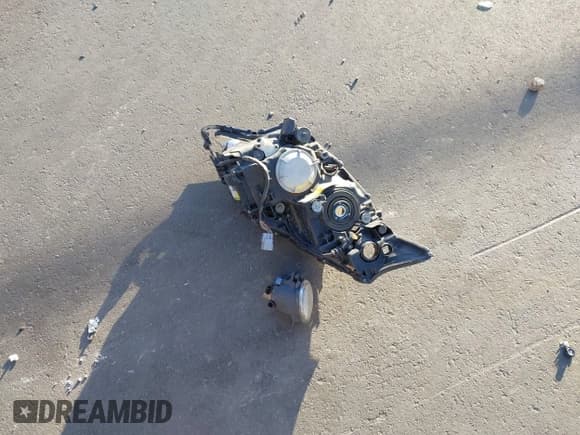 ✅ 2011 Lexus RX 350 • VIN: 2T2BK1BA7BC097345 • Lot: 43655721. Listed on IAAI with 261,119 mi. Free auction sales archive from the USA and detailed vehicle history report at DreamBid. Image 12.