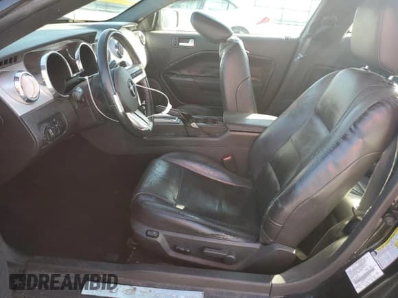 ✅ 2009 Ford Mustang • VIN: 1ZVHT80N695131676 • Lot: 91940585. Listed on Copart with 185,033 mi. Free auction sales archive from the USA and detailed vehicle history report at DreamBid. Image 7.