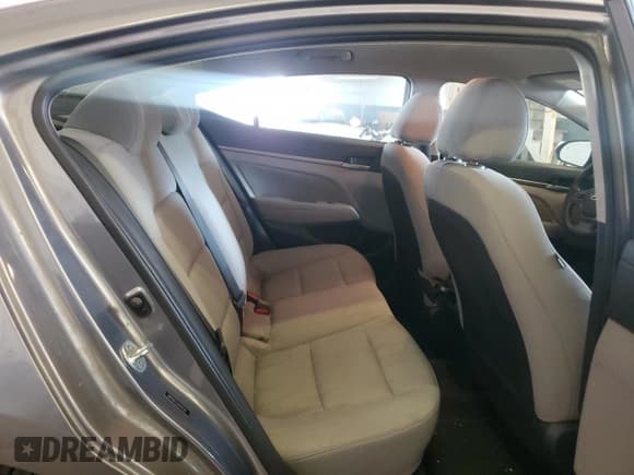 ✅ 2018 Hyundai Elantra SEL • VIN: 5NPD84LFXJH245510 • Lot: 70646935. Listed on Copart with 131,315 mi. Free auction sales archive from the USA and detailed vehicle history report at DreamBid. Image 10.