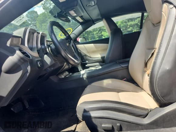 ✅ 2013 Chevrolet Camaro SS • VIN: 2G1FK3DJ0D9171988 • Лот: 61989645. Опубликован ранее на Copart с пробегом 208 724 миль. Бесплатный доступ к архиву аукционных продаж из США и подробный отчёт об истории автомобиля на DreamBid. Изображение 7.