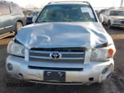 ✅ 2007 Toyota Highlander w/3rd Row • VIN: JTEEW21A570046033 • Lot: 40702974. Wystawiony na IAAI z przebiegiem Nie podano. Bezpłatny archiwum sprzedaży aukcyjnych z USA i szczegółowy raport historii pojazdu na DreamBid. Zdjęcie 6.