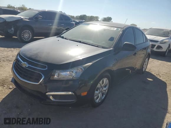✅ 2015 Chevrolet Cruze LS • VIN: 1G1PA5SH9F7229023 • Lot: 84458015. Listed on Copart with 163,286 mi. Free auction sales archive from the USA and detailed vehicle history report at DreamBid. Image 1.