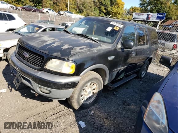 ✅ 2001 Ford Expedition XLT • VIN: 1FMPU16L51LA41004 • Лот: 87037375. Опубликован ранее на Copart с пробегом Не указан. Бесплатный доступ к архиву аукционных продаж из США и подробный отчёт об истории автомобиля на DreamBid. Изображение 1.