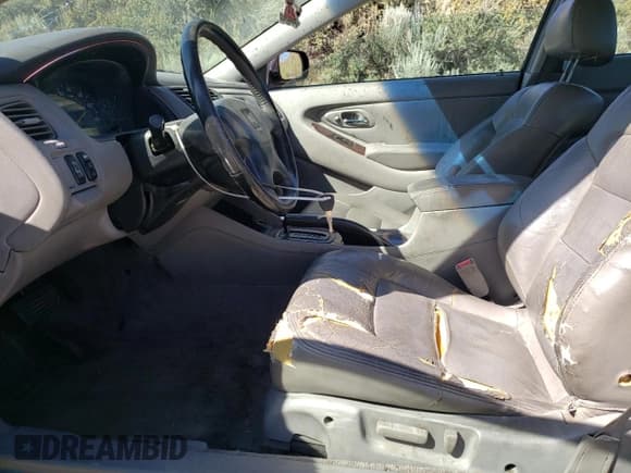 ✅ 1999 Honda Accord EX • VIN: 1HGCG2259XA002378 • Лот: 60818205. Опубликован ранее на Copart с пробегом 272 058 миль. Бесплатный доступ к архиву аукционных продаж из США и подробный отчёт об истории автомобиля на DreamBid. Изображение 7.