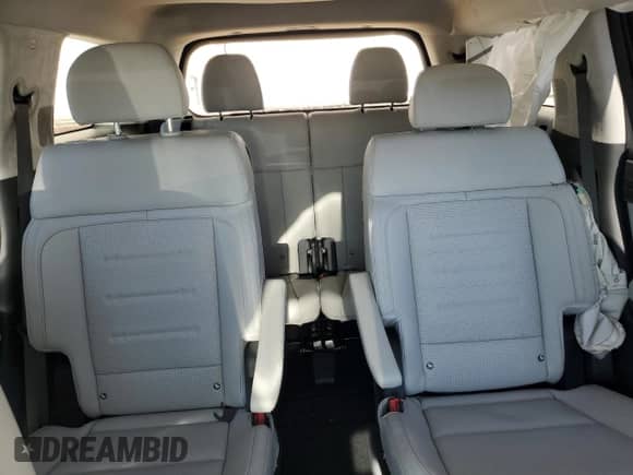 2024 Hyundai Santa Fe Calligraphy z VIN 5NMP5DGL3RH047964, wystawiony jako Copart lot #76766184 z przebiegiem 1 585 mil mil oraz Szkoda całkowita • Salvage title. Historia ofert i sprzedaży dostępna na DreamBid. Obrazek 10.