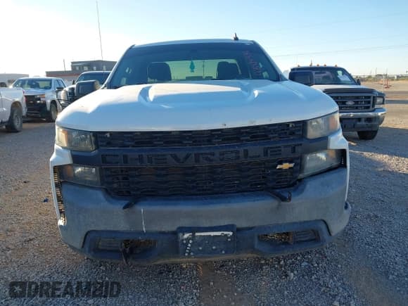 ✅ 2021 Chevrolet Silverado 1500 Work Truck • VIN: 1GCRYAEF5MZ323027 • Lot: 43484331. Wystawiony na IAAI z przebiegiem Nie podano. Bezpłatny archiwum sprzedaży aukcyjnych z USA i szczegółowy raport historii pojazdu na DreamBid. Zdjęcie 12.