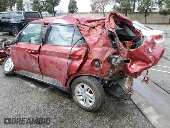 ✅ 2021 Hyundai Venue SE • VIN: KMHRB8A31MU096269 • Lot: 48032235. Listed on Copart with Not provided. Free auction sales archive from the USA and detailed vehicle history report at DreamBid. Image 2.