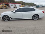 ✅ 2019 BMW 7 Series 740i xDrive • VIN: WBA7E4C56KGV28504 • Lot: 43549814. Wystawiony na IAAI z przebiegiem 127 615 mil. Bezpłatny archiwum sprzedaży aukcyjnych z USA i szczegółowy raport historii pojazdu na DreamBid. Zdjęcie 14.