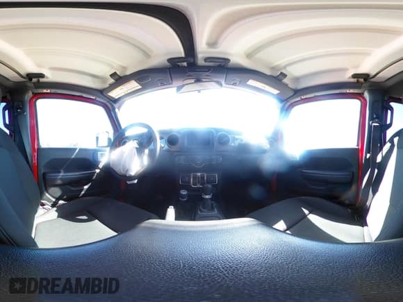 ✅ 2020 Jeep Wrangler Unlimited Freedom • VIN: 1C4HJXDG1LW251062 • Лот: 42973996. Опубликован ранее на IAAI с пробегом 61 547 миль. Бесплатный доступ к архиву аукционных продаж из США и подробный отчёт об истории автомобиля на DreamBid. Изображение 20.