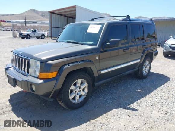 ✅ 2006 Jeep Commander Limited • VIN: 1J8HG58N56C288707 • Lot: 42366711. Listed on IAAI with 132,306 mi. Free auction sales archive from the USA and detailed vehicle history report at DreamBid. Image 2.