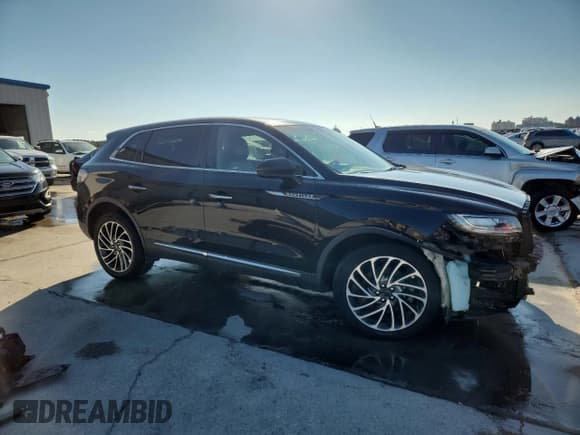 ✅ 2019 Lincoln Nautilus Reserve • VIN: 2LMPJ8L90KBL50556 • Лот: 81496865. Опубликован ранее на Copart с пробегом 97 074 миль. Бесплатный доступ к архиву аукционных продаж из США и подробный отчёт об истории автомобиля на DreamBid. Изображение 4.