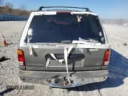 ✅ 2001 Ford Explorer XLT • VIN: 1FMZU83P61ZA38750 • Лот: 48524285. Опубликован ранее на Copart с пробегом 245 305 миль. Бесплатный доступ к архиву аукционных продаж из США и подробный отчёт об истории автомобиля на DreamBid. Изображение 6.