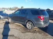 ✅ 2017 Ford Explorer XLT • VIN: 1FM5K8D8XHGD74287 • Lot: 43668801. Wystawiony na IAAI z przebiegiem 107 058 mil. Bezpłatny archiwum sprzedaży aukcyjnych z USA i szczegółowy raport historii pojazdu na DreamBid. Zdjęcie 3.