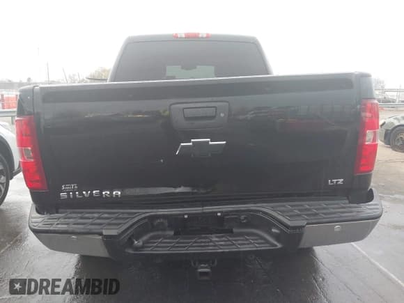 ✅ 2013 Chevrolet Silverado 1500 LTZ • VIN: 3GCPKTE79DG244621 • Lot: 43783260. Wystawiony na IAAI z przebiegiem 149 684 mil. Bezpłatny archiwum sprzedaży aukcyjnych z USA i szczegółowy raport historii pojazdu na DreamBid. Zdjęcie 16.