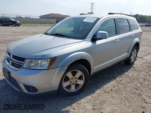 ✅ 2011 Dodge Journey Mainstreet • VIN: 3D4PH1FG6BT559384 • Lot: 43358618. Listed on IAAI with 148,054 mi. Free auction sales archive from the USA and detailed vehicle history report at DreamBid. Image 2.