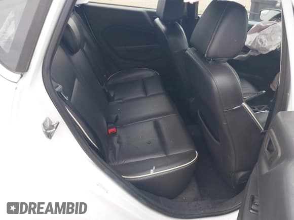 ✅ 2013 Ford Fiesta Titanium • VIN: 3FADP4FJ0DM154155 • Lot: 43348593. Wystawiony na IAAI z przebiegiem 141 783 mil. Bezpłatny archiwum sprzedaży aukcyjnych z USA i szczegółowy raport historii pojazdu na DreamBid. Zdjęcie 8.