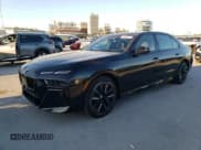 ✅ 2024 BMW i7 xDrive60 • VIN: WBY53EJ0XRCR54788 • Lot: 81858534. Wystawiony na Copart z przebiegiem Nie podano. Bezpłatny archiwum sprzedaży aukcyjnych z USA i szczegółowy raport historii pojazdu na DreamBid. Zdjęcie 1.