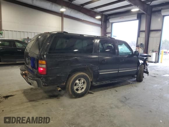 ✅ 2003 Chevrolet Suburban Z71 • VIN: 3GNFK16T23G306247 • Лот: 87797925. Опубликован ранее на Copart с пробегом Не указан. Бесплатный доступ к архиву аукционных продаж из США и подробный отчёт об истории автомобиля на DreamBid. Изображение 3.