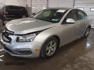 ✅ 2016 Chevrolet Cruze LT • VIN: 1G1PE5SB7G7143842 • Lot: 43563336. Listed on IAAI with 112,084 mi. Free auction sales archive from the USA and detailed vehicle history report at DreamBid. Image 2.