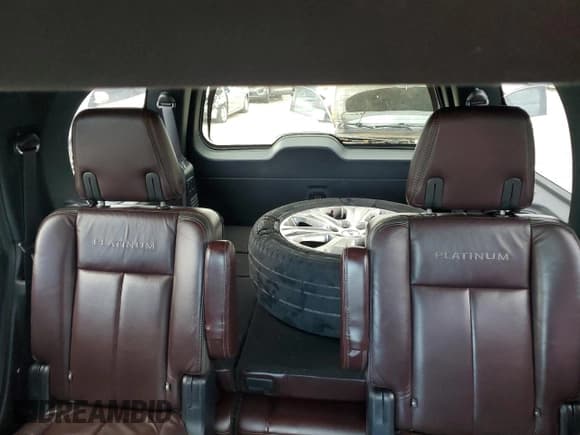 ✅ 2015 Ford Expedition Platinum • VIN: 1FMJU1LTXFEF23568 • Lot: 81617045. Listed on Copart with 172,806 mi. Free auction sales archive from the USA and detailed vehicle history report at DreamBid. Image 10.