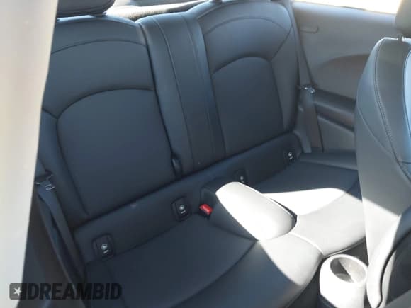 ✅ 2019 MINI Hardtop Cooper S • VIN: WMWXP7C57K2H60685 • Lot: 43496904. Listed on IAAI with 41,543 mi. Free auction sales archive from the USA and detailed vehicle history report at DreamBid. Image 8.