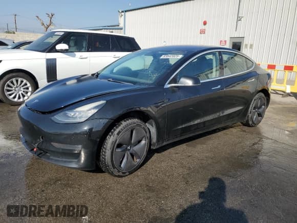 ✅ 2018 Tesla Model 3 Long Range Battery • VIN: 5YJ3E1EA8JF025429 • Lot: 83842025. Wystawiony na Copart z przebiegiem 219 200 mil. Bezpłatny archiwum sprzedaży aukcyjnych z USA i szczegółowy raport historii pojazdu na DreamBid. Zdjęcie 1.