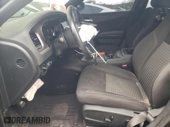 ✅ 2018 Dodge Charger SXT Plus • VIN: 2C3CDXHG4JH192214 • Лот: 90628035. Опубликован ранее на Copart с пробегом 110 798 миль. Бесплатный доступ к архиву аукционных продаж из США и подробный отчёт об истории автомобиля на DreamBid. Изображение 7.