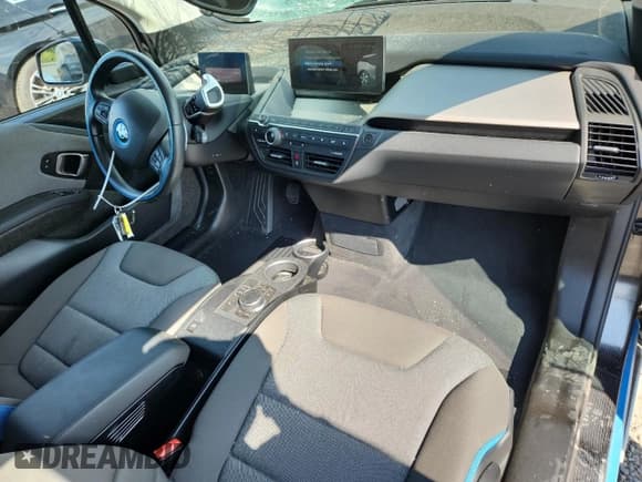 ✅ 2019 BMW i3 • VIN: WBY8P4C51K7E72541 • Lot: 62167565. Listed on Copart with 1,967 mi. Free auction sales archive from the USA and detailed vehicle history report at DreamBid. Image 8.