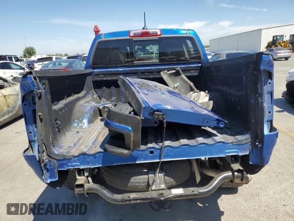 ✅ 2018 Chevrolet Colorado 2WD LT • VIN: 1GCGSCEA4J1111819 • Лот: 66340474. Опубликован ранее на Copart с пробегом 130 054 миль. Бесплатный доступ к архиву аукционных продаж из США и подробный отчёт об истории автомобиля на DreamBid. Изображение 6.
