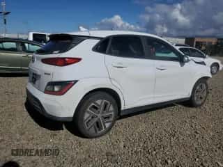 2022 Hyundai Kona SEL z VIN KM8K33AG4NU156101, wystawiony jako Copart lot #82510015 z przebiegiem 99 028 mil mil oraz Szkoda całkowita • Salvage title. Historia ofert i sprzedaży dostępna na DreamBid. Obrazek 3.