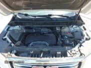 ✅ 2018 GMC Acadia SLT • VIN: 1GKKNMLA6JZ134938 • Lot: 42301360. Wystawiony na IAAI z przebiegiem 124 105 mil. Bezpłatny archiwum sprzedaży aukcyjnych z USA i szczegółowy raport historii pojazdu na DreamBid. Zdjęcie 17.