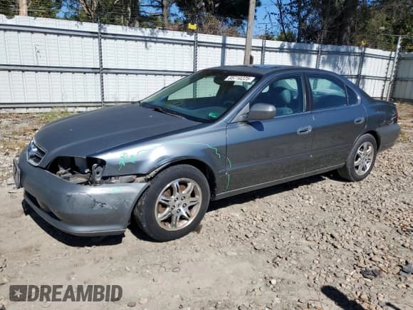 ✅ 2000 Acura TL • VIN: 19UUA5669YA056453 • Lot: 85710225. Listed on Copart with 166,809 mi. Free auction sales archive from the USA and detailed vehicle history report at DreamBid. Image 1.