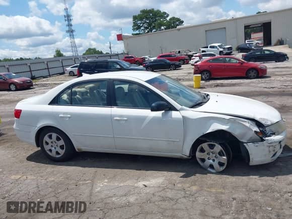 2010 Hyundai Sonata GLS with VIN 5NPET4AC4AH583948, listed as a IAAI auction lot 42992656 with 220,434 mi miles and . Bid and sale history available at DreamBid. Image 14.