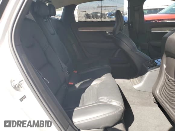 ✅ 2024 Volvo S90 Recharge Plug-In Hybrid Ultimate • VIN: LVYH60AF3RP395163 • Lot: 52192295. Wystawiony na Copart z przebiegiem 16 789 mil. Bezpłatny archiwum sprzedaży aukcyjnych z USA i szczegółowy raport historii pojazdu na DreamBid. Zdjęcie 10.