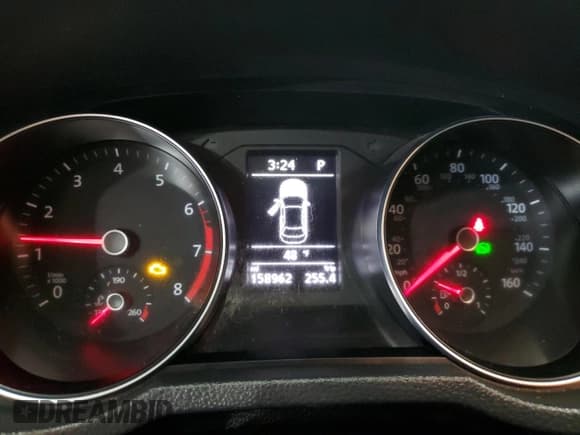 ✅ 2016 Volkswagen Passat SE • VIN: 1VWBT7A35GC021224 • Лот: 93880815. Опубликован ранее на Copart с пробегом 158 962 миль. Бесплатный доступ к архиву аукционных продаж из США и подробный отчёт об истории автомобиля на DreamBid. Изображение 9.