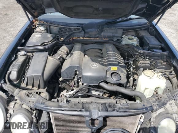 ✅ 2002 Mercedes-Benz E 320 • VIN: WDBJF82JX2X064384 • Lot: 53058325. Wystawiony na Copart z przebiegiem 188 440 mil. Bezpłatny archiwum sprzedaży aukcyjnych z USA i szczegółowy raport historii pojazdu na DreamBid. Zdjęcie 11.