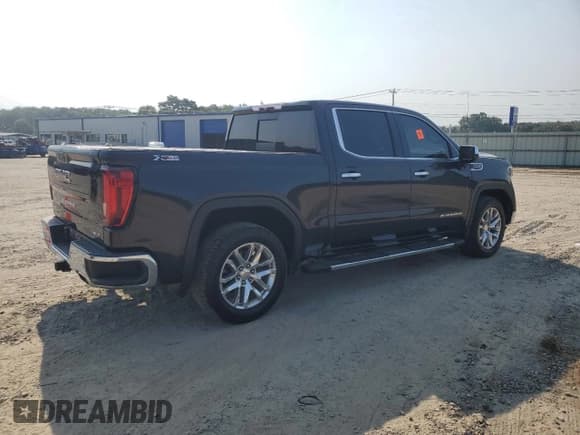 ✅ 2020 GMC Sierra 1500 SLT • VIN: 1GTU9DEL1LZ308022 • Лот: 67800695. Опубликован ранее на Copart с пробегом 138 709 миль. Бесплатный доступ к архиву аукционных продаж из США и подробный отчёт об истории автомобиля на DreamBid. Изображение 3.