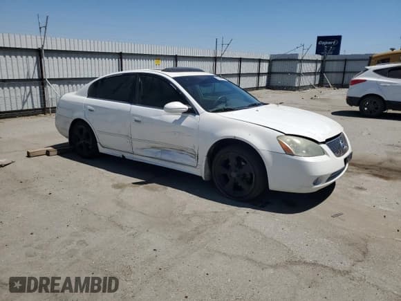 ✅ 2003 Nissan Altima SE • VIN: 1N4BL11E63C295582 • Lot: 63844655. Listed on Copart with 190,060 mi. Free auction sales archive from the USA and detailed vehicle history report at DreamBid. Image 4.
