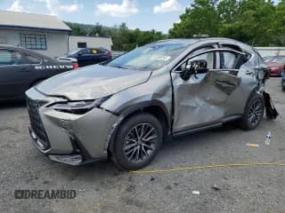 ✅ 2025 Lexus NX 350 Premium • VIN: 2T2GGCEZ6SC075891 • Lot: 63339265. Wystawiony na Copart z przebiegiem Nie podano. Bezpłatny archiwum sprzedaży aukcyjnych z USA i szczegółowy raport historii pojazdu na DreamBid. Zdjęcie 1.