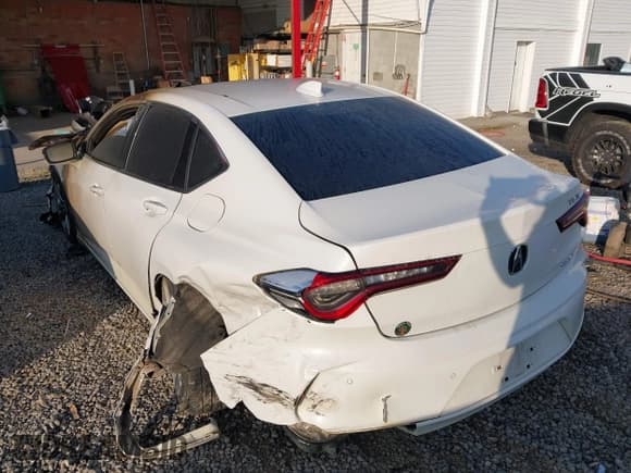 ✅ 2021 Acura TLX Technology • VIN: 19UUB6F42MA004609 • Лот: 42629366. Опубликован ранее на IAAI с пробегом Не указан. Бесплатный доступ к архиву аукционных продаж из США и подробный отчёт об истории автомобиля на DreamBid. Изображение 3.